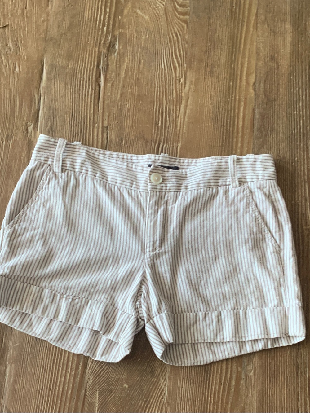 Express Women's cotton/linen Striped Shorts- White/brown/silver specs